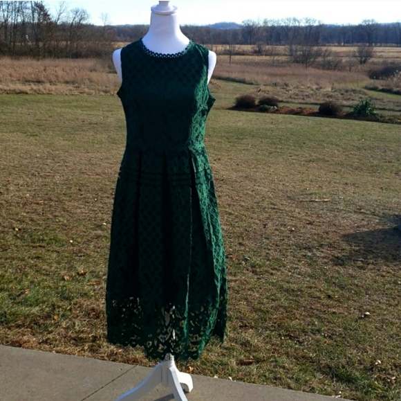 Vintage Lace Green Dress - Picture 2 of 7